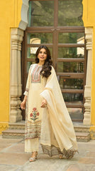 Ivory Elegance – Printed Kurta Set with Floral Accents