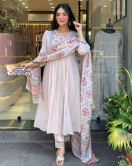 Pastel-Toned Set Crafted Mul Chanderi 3 Pcs Suit Set