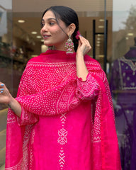 Bandhani Printed Straight Kurta with Dupatta & Pants