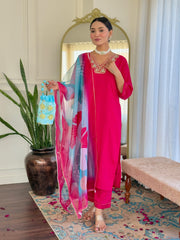Festive-ready kurta pant set with statement dupatta and embroidery